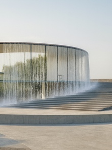 Лагуна роз
