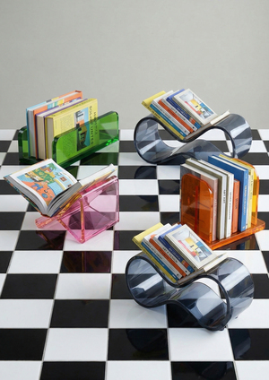 Создание подставок под книги инструментами ИИ