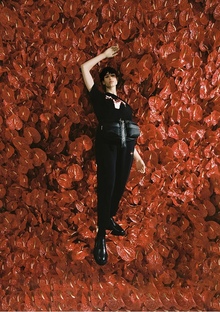 Одеться как огненная лошадь: как символ китайского нового года вошел в&nbsp;моду