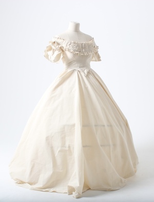 Reconstruction of Alice of Hesse's wedding dress.