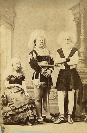 Цирк "уродов"