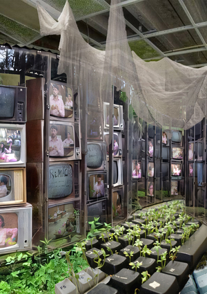 Бредовая работа: труд как форма насилия