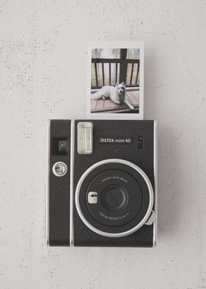 Продажи Fujifilm Instax. Как продаются моменты? 