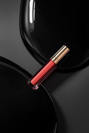 Анализ рынка блеска для губ на Ozon