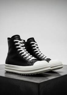 Анализ Rick Owens как бренда и персонажа Анализ Rick Owens как бренда и персонажа