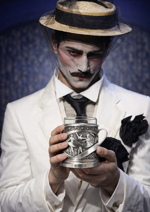 Театральные подстаканники