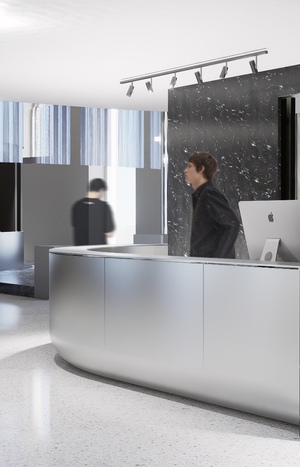 Клаузура. Стойка рецепции