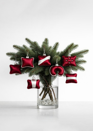 Серия елочных игрушек