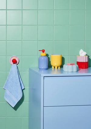 PUFF - cерия принадлежностей для ванны 