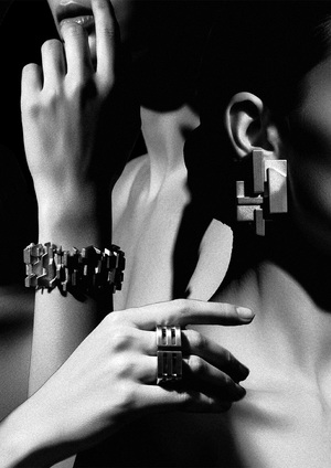 BRUTAL SCALE: архитектура в масштабе тела