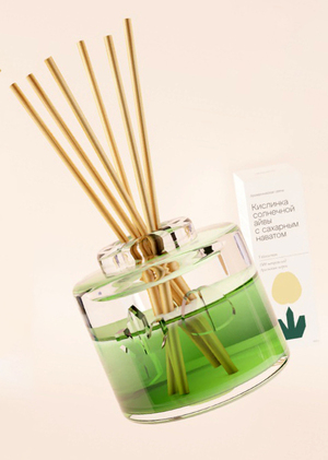 AT HOME. COMFORT Fragrances for home