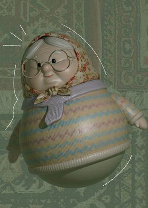 Игрушка. Неваляшка-бабушка