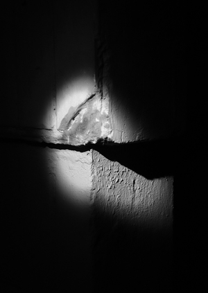 Как ухаживать за поверхностью с помощью света. Серия фотографий