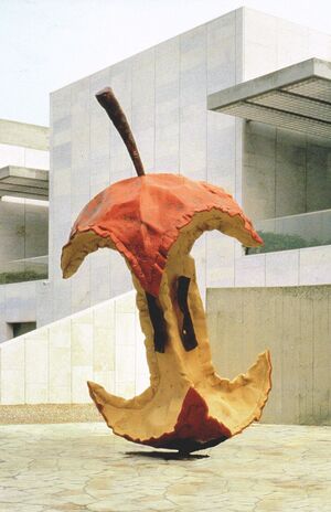 Роль мягких материалов в переосмыслении традиционной скульптуры