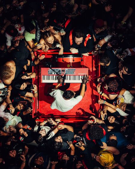 Визуальная риторика бунта в клипах группы Twenty One Pilots