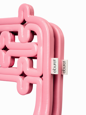 Analysis of the Communication Strategy of the Eburet Brand