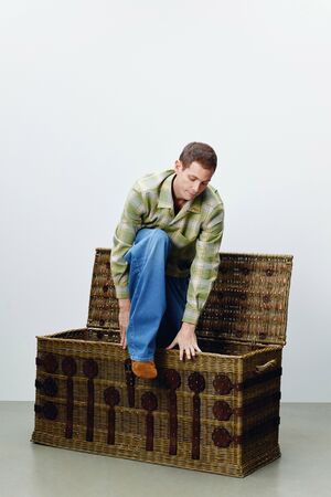 Вещь как объект искусства: Уильям Моррис (Arts & Crafts) и Джонатан Андерсон (JW Anderson, Loewe, Dior)
