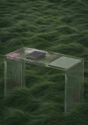 traces of presence