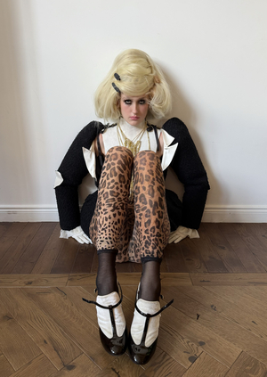 BROKEN DOLL