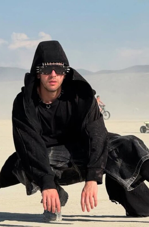 Разработка стиля Руслана Усачева для Burning Man 2025