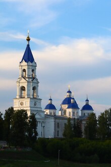 «Малые города большой реки»