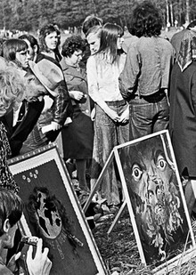 «Нечто отличное»: как 1970-е прятались в&nbsp;квартирах