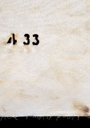 «4′33″»