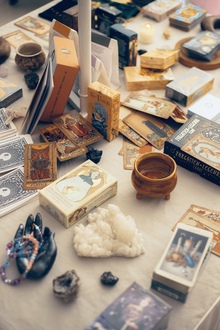 Аудиобрендинг для магазина современной эзотерики и&nbsp;магии Modern Magic
