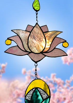 Витражи «Лилия», «Кубизм №2»