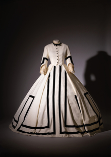 VISITING DRESS. REPLICA