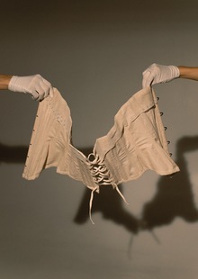 ROYAL UNDERCLOTHES. REPLICA. ROYAL UNDERCLOTHES. REPLICA.