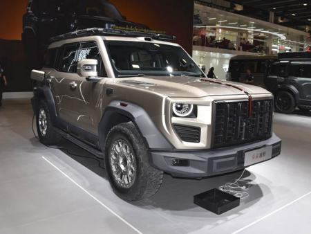 HONGQI G919: КИТАЙСКИЙ «ЧЛЕНОВОЗ» РЕШИЛ ПЕРЕЕХАТЬ ЧЕРЕЗ УРАЛ