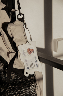 Nomad/cardholder_s1