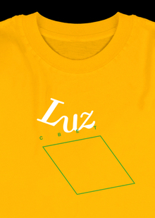 Футболка LUZ