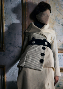 TAILOR-MADE SUIT. REPLICA