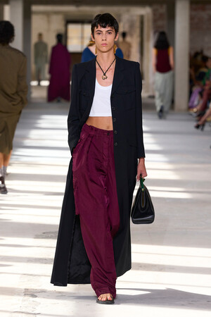 Dries Van Noten SS25 ⠀ Look1 in CLO3D