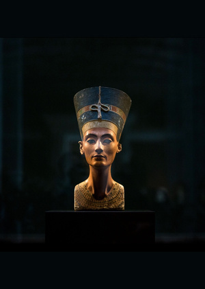 Женские образы в искусстве Древнего Египта: от повседневности до власти