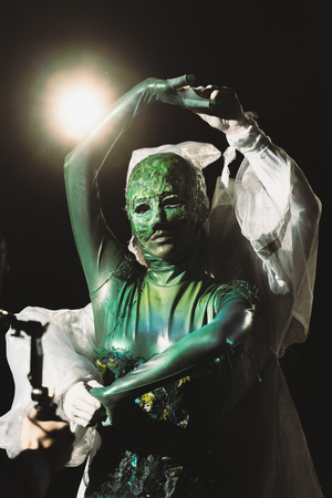 Лягуwka пластический спектакль
