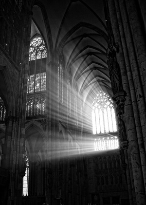 Соборная готика. Лучистая и пламенеющая готика.