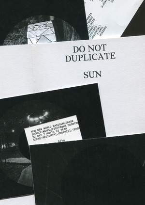 Signal/ New New World Radio/ Sun