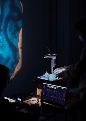 Спектакль-лаборатория "Оживлённая"