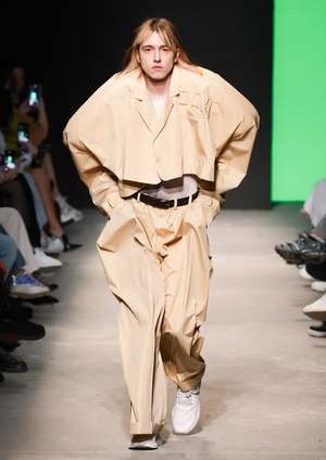 Показ студентов HARD 009 на MBFW Russia