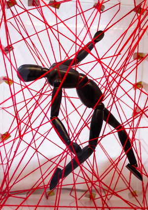 Предметная инсталляция "На связи"