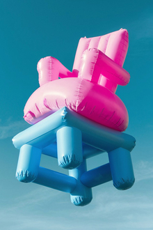 BOUNCE — бренд надувного декора для дома глазами нейросети BOUNCE — бренд надувного декора для дома глазами нейросети