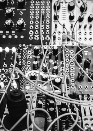 Экспериментальная и оркестровая музыка в сфере массовой культуры
