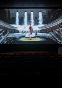 Видеоарт в выставочном пространстве