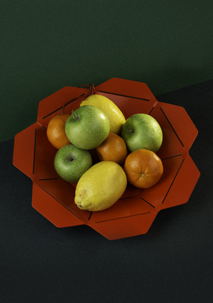 Oripoli 
- складная металлическая ваза /foldable metal vase