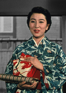 Культурный и эмоциональный код кимоно в фильмах Ясудзиро Одзу