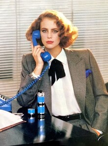 Power dressing: отражение социальных перемен в женском костюме