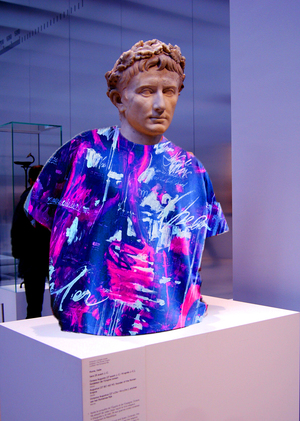 Товар герой